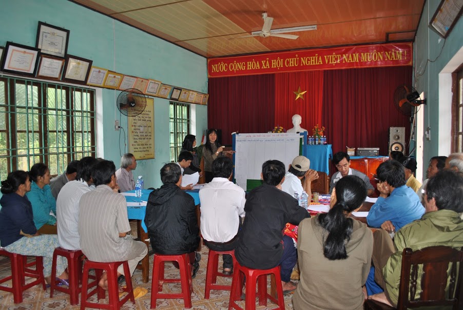 Kiểm kê Di sản Văn hóa nghề tre - dừa xã Cẩm Thanh